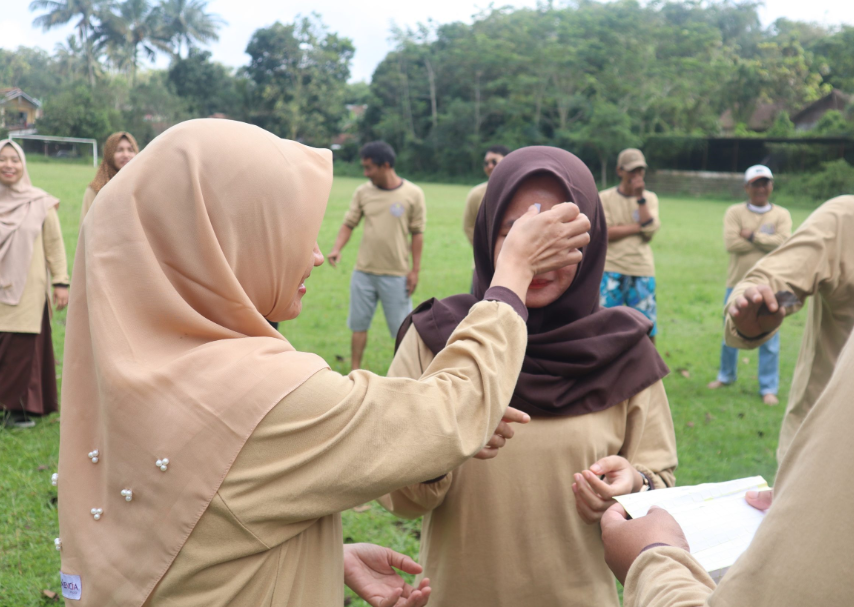 Kegiatan Outbound Training